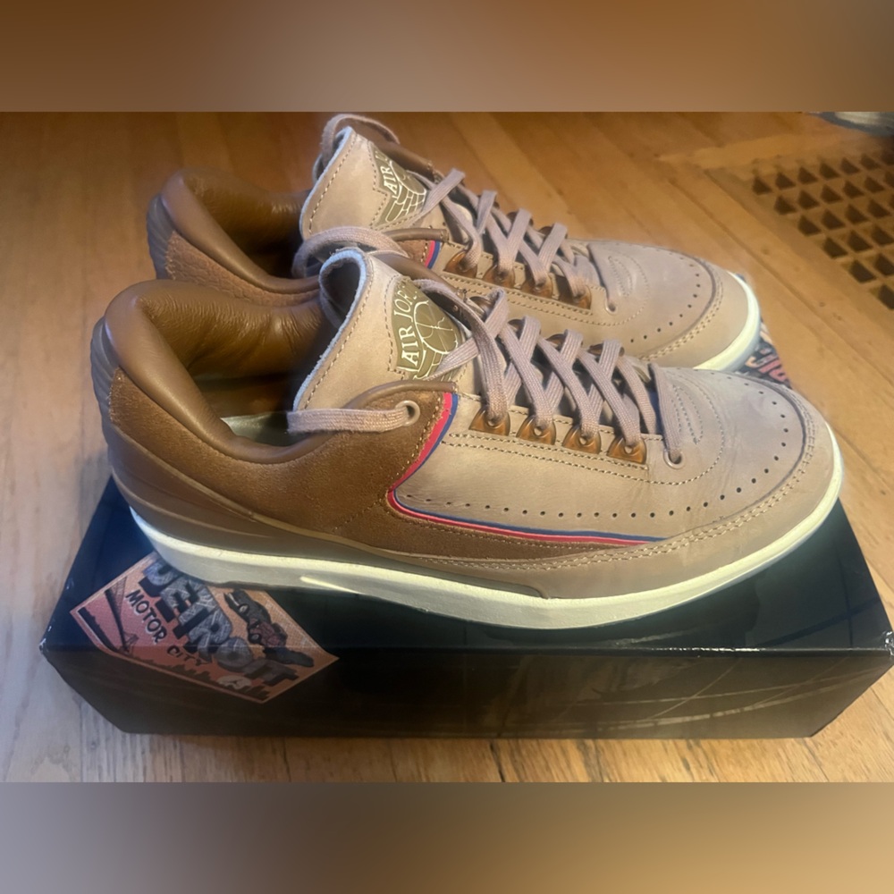 Air Jordan 2 -Detroits